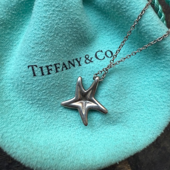 Tiffany & Co. Silver Elsa Peretti Starfish Necklace - Picture 2 of 4